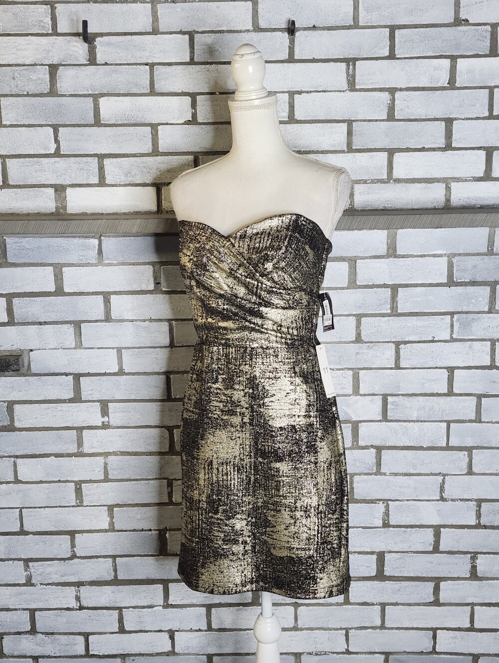 • NWT Teeze Me Dress Size 11 Gold Black Metallic Strapless Ruched Party Festive